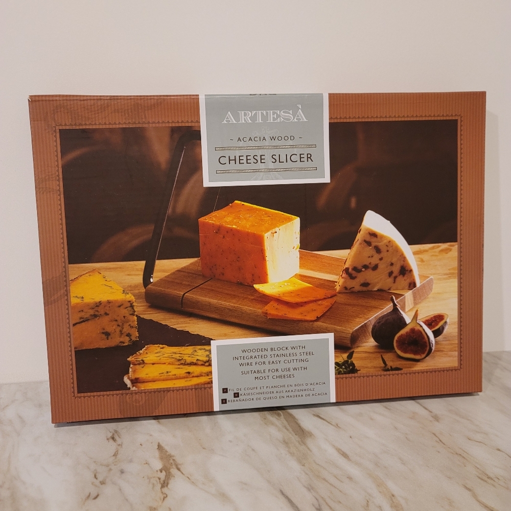 Artesà Acacia Wood Cheese Board Traditional Cheese Slicer With Wire